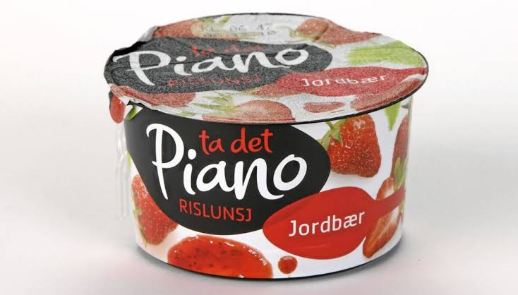 Rislunsj med jordbær, Piano